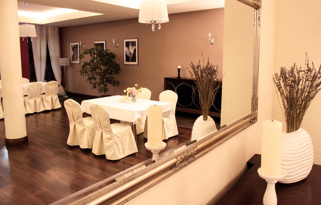 Hotel Wojto Zamość Esterno foto